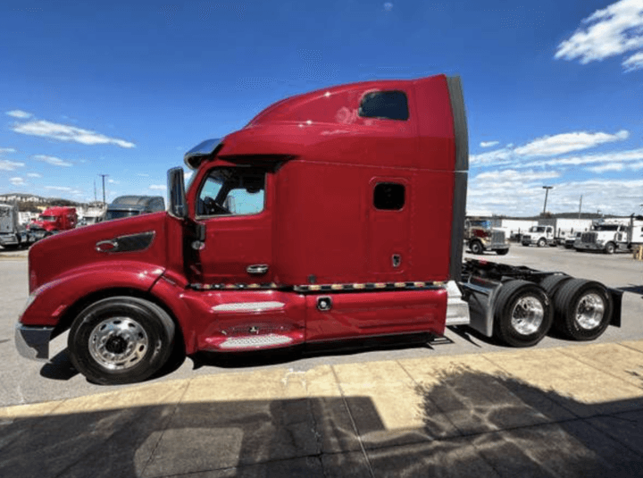 this image shows mobile truck repair in Lakewood, CO